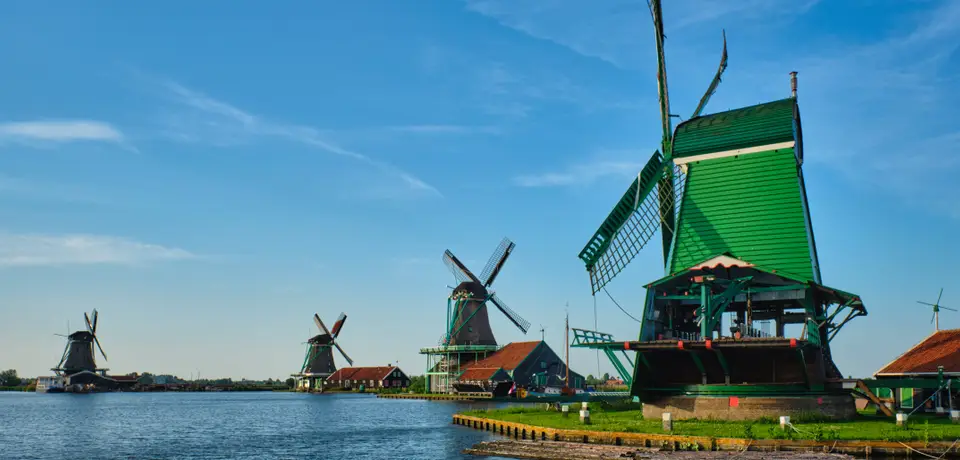 17d2dfd0-d534-417d-938f-47c55fe84056-windmills-at-zaanse-schans-in-holland-zaandam-ne-2021-08-28-13-26-31-utc (1) (1).jpg